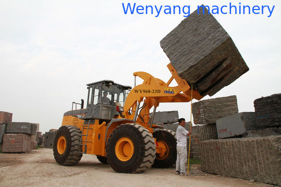 رافعة شوكية بعجلات بقدرة 23 طن قادرة على السير في جميع التضاريس مع شوكة منصات، وارتفاع رفع أقصى يبلغ 3480 ملم المزود