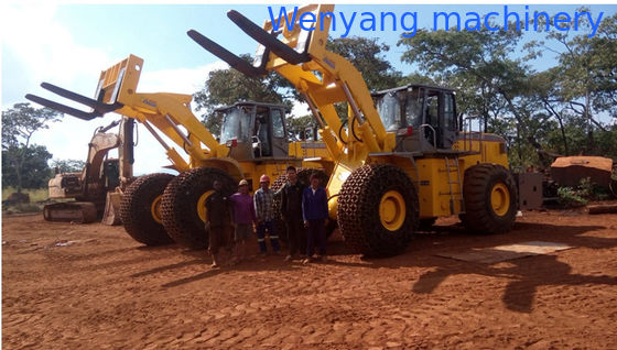 رافعة شوكية بعجلات بقدرة 23 طن قادرة على السير في جميع التضاريس مع شوكة منصات، وارتفاع رفع أقصى يبلغ 3480 ملم المزود