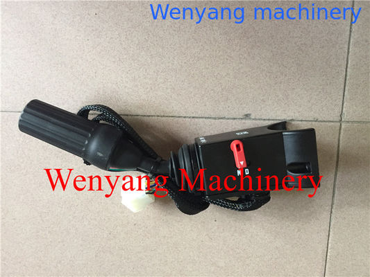 قطع غيار ناقل الحركة ZF ADVANCE 0501 216 205 محدد التروس المزود