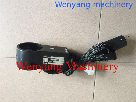 قطع غيار ناقل الحركة ZF ADVANCE 0501 216 205 محدد التروس المزود